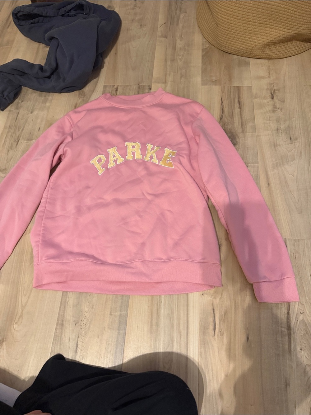 size small off brand Parke pink and yellow oversized crewneck sweatshirt